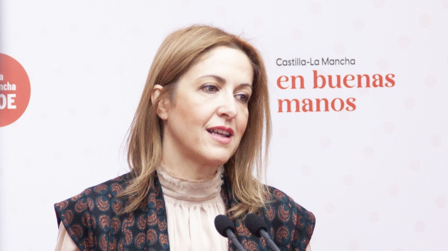 El PSOE invita a Núñez a acudir ante notario para repudiar las