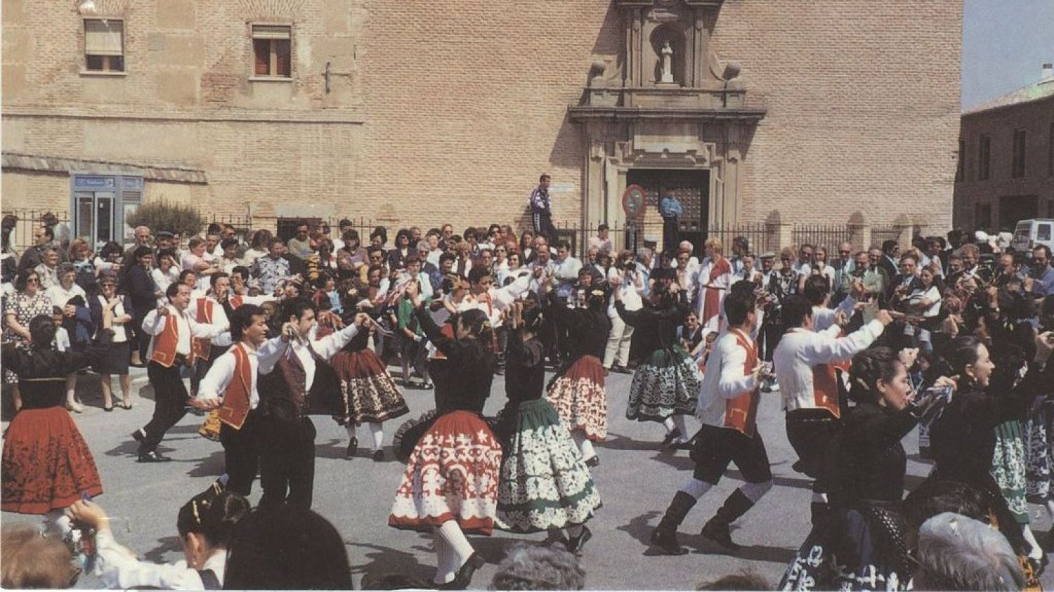 Grupo "Semillas del Arte". La Puebla de Montalbán (Toledo)