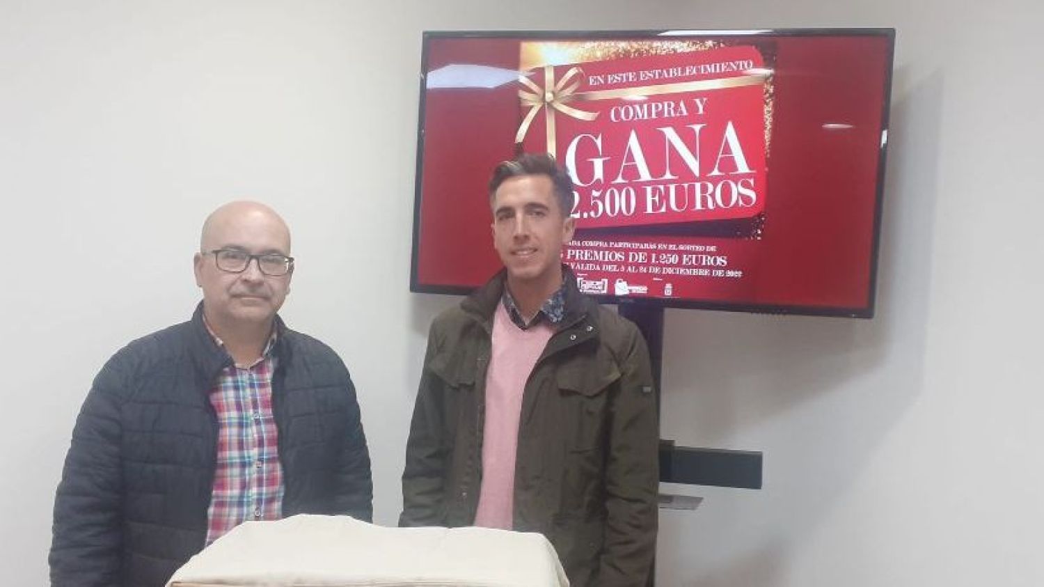 Campaña Compra y Gana.