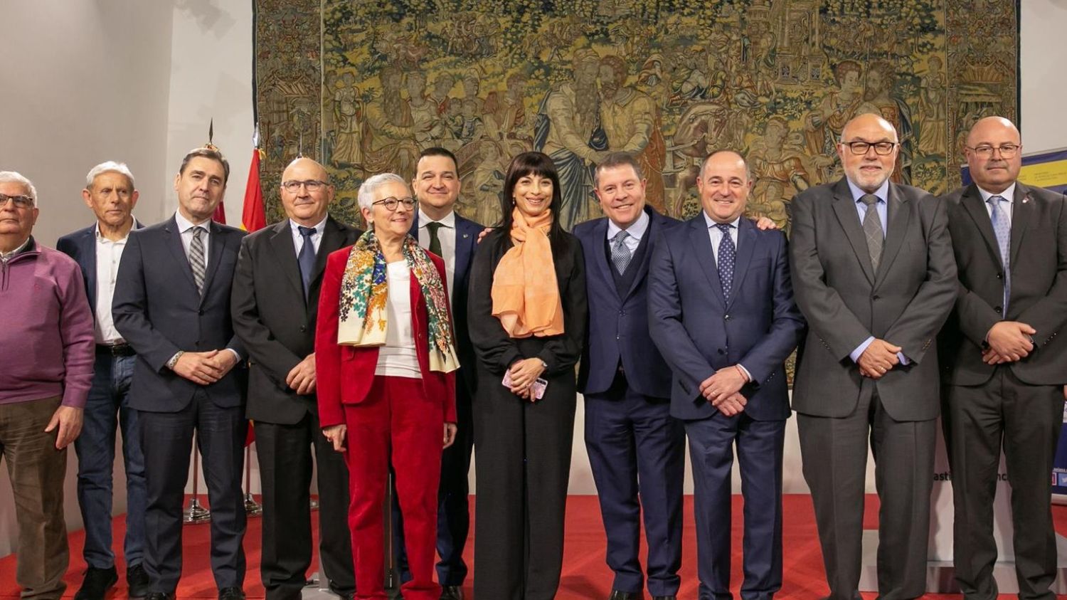 Emiliano García-Page preside la firma de convenios reguladores de modernización de regadíos entre tres comunidades de regantes de Albacete