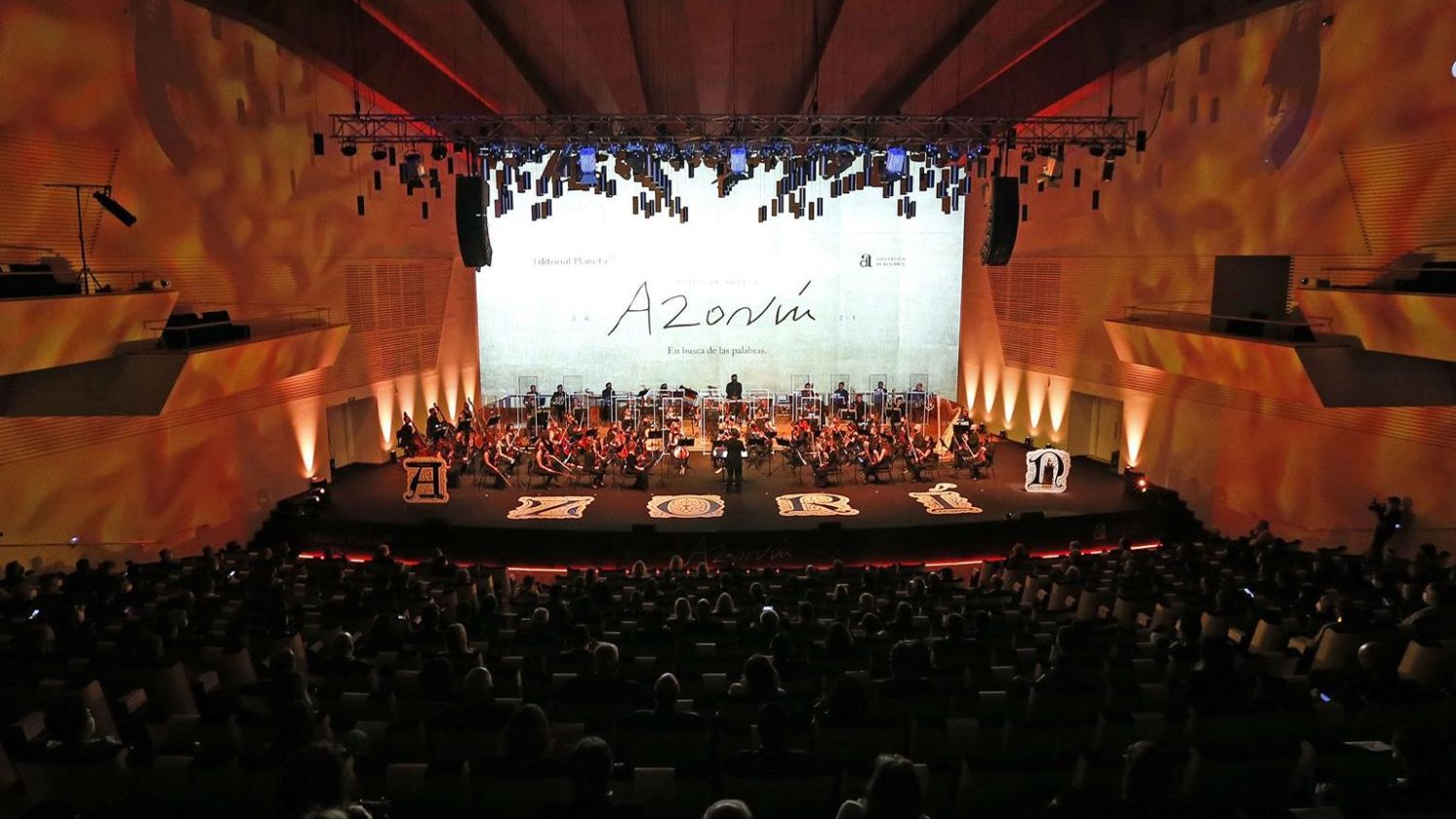 Gala de entrega del Premio Azorín de Novela 2021, a 13 de mayo de 2021, en Alicante.