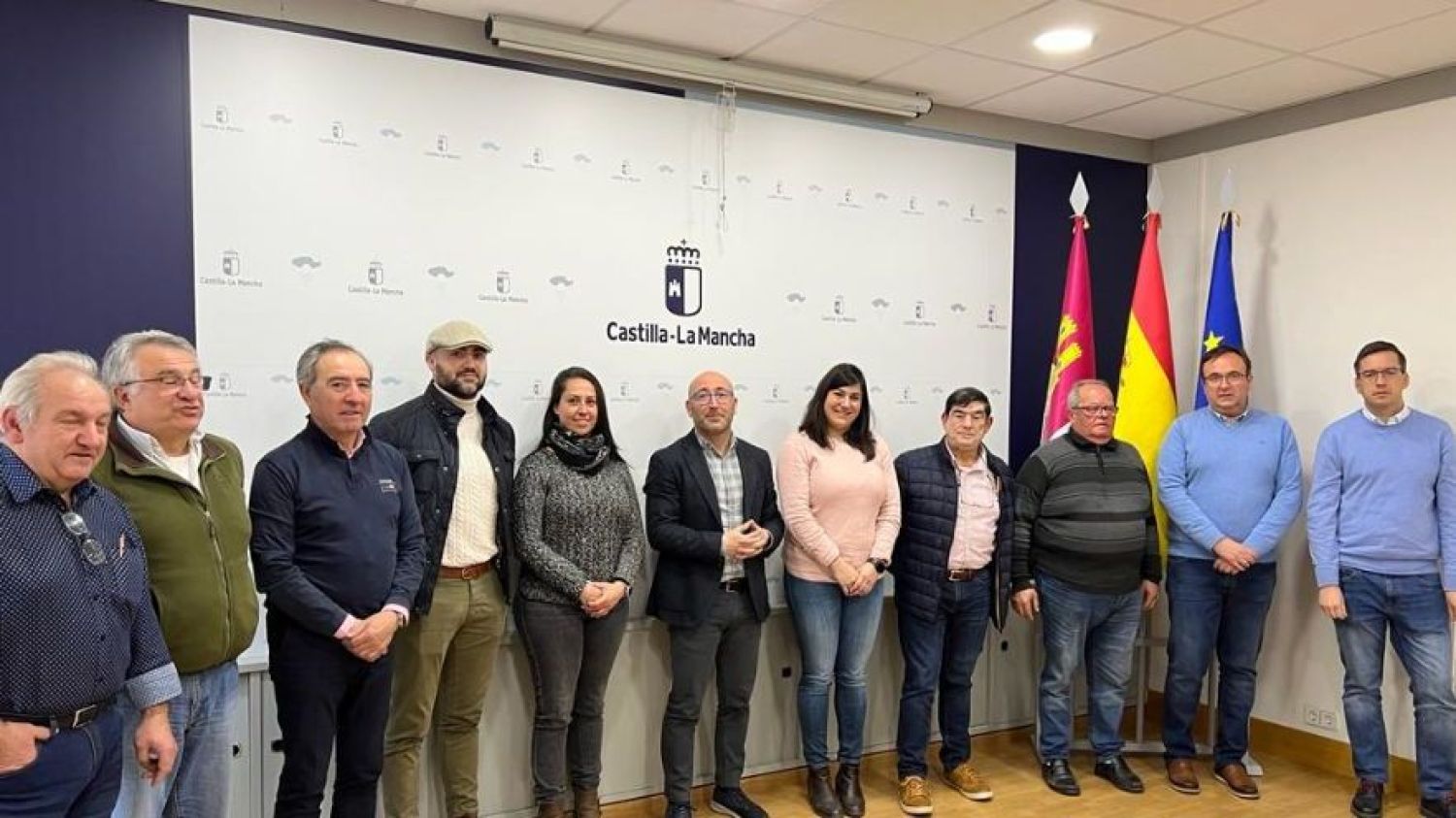 Imagen de la reunión de la JCCM con almazaras de la Sierra de Alcaraz.