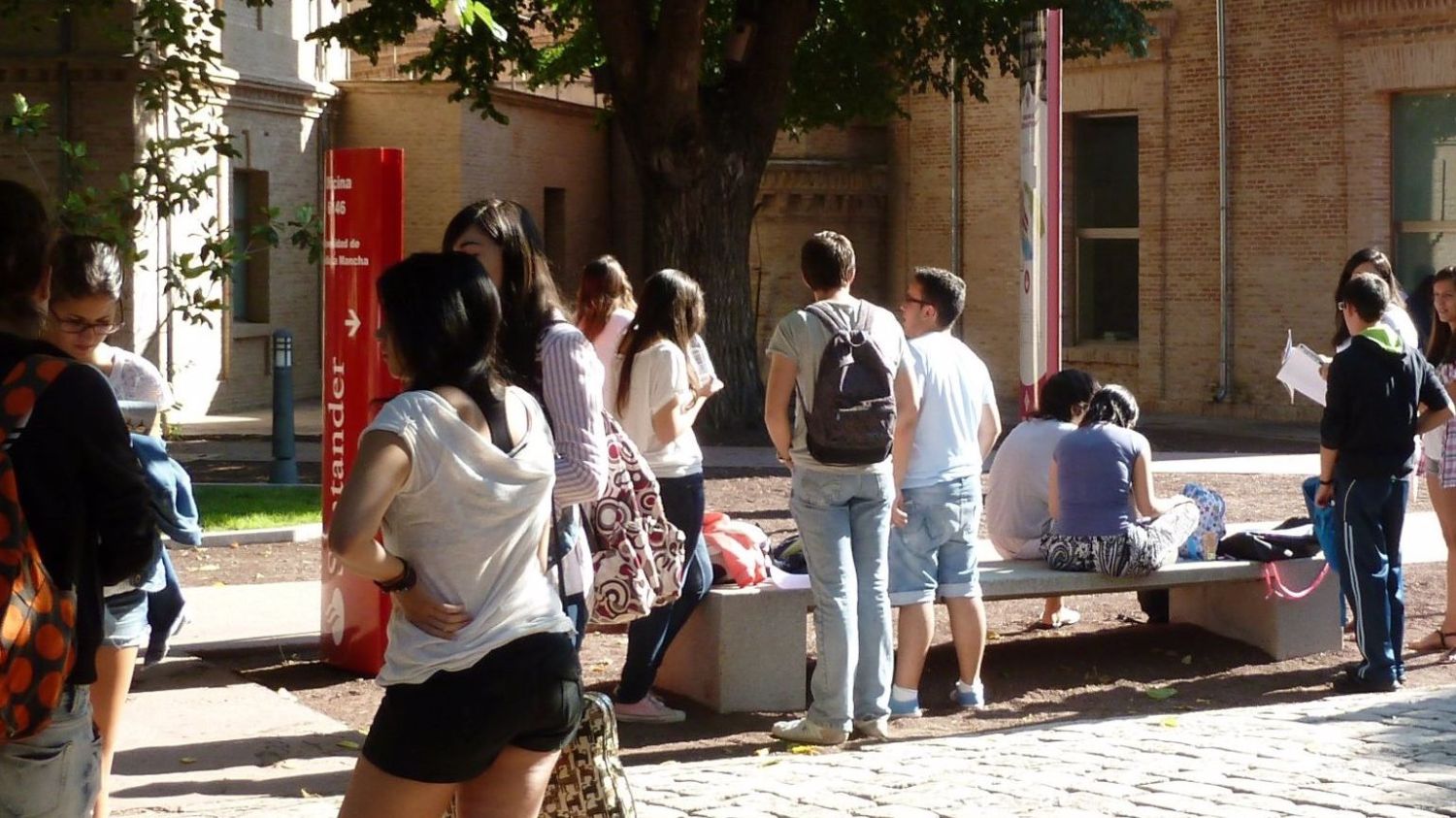 Estudiantes de la UCLM.