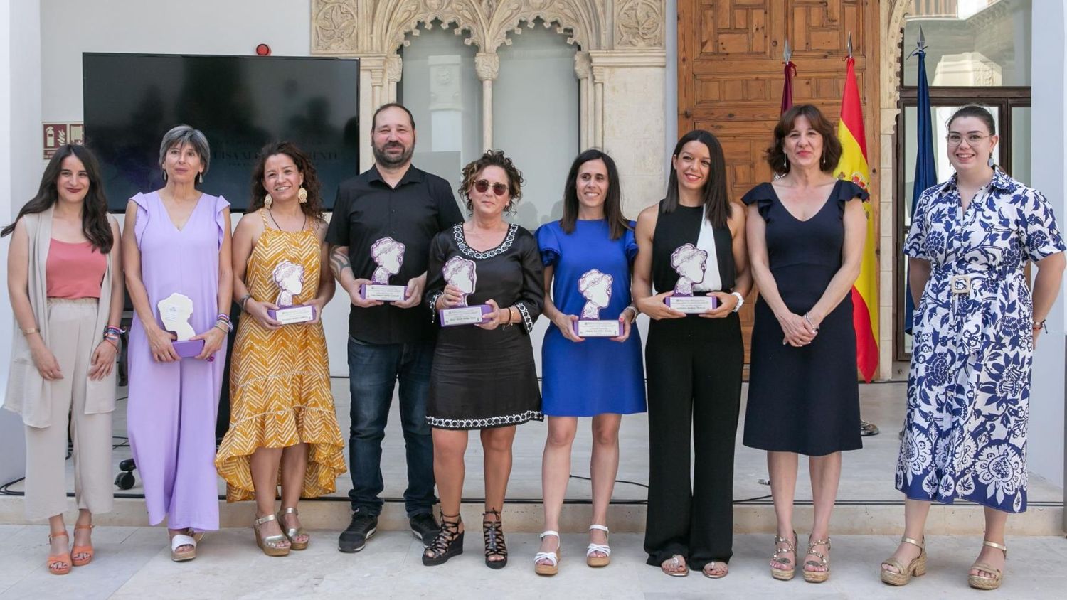 Un periodismo en favor de la igualdad, lejos del morbo y que hace frente al negaciónismo en la violencia de género (Castilla-La Mancha, Política)