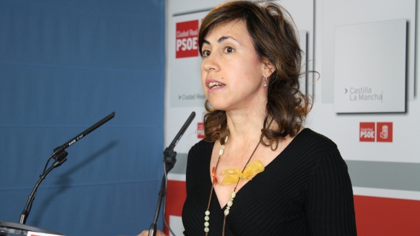 Esmeralda Muñoz, portavoz de la Ejecutiva Provincial del PSOE de Ciudad Real, este lunes